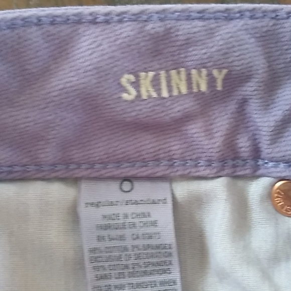 Lilac American Eagle Skinny Jeans - Picture 4 of 4